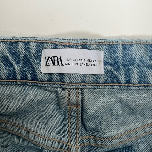 Zara 100% Cotton Straight Leg Jeans Light Wash Raw Hem Size 6 - Picture 3 of 9